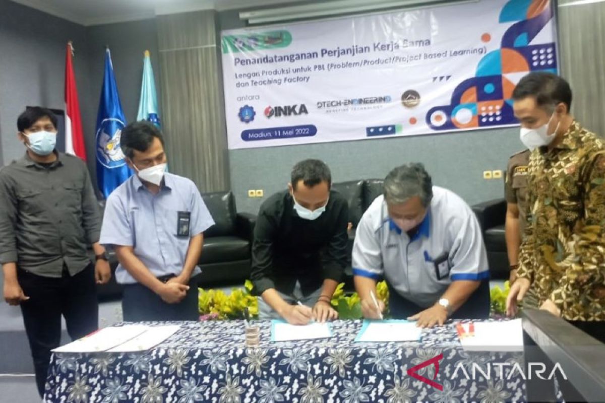 Gandeng Politeknik-SMK di Madiun, PT INKA produksi kursi KA eksekutif