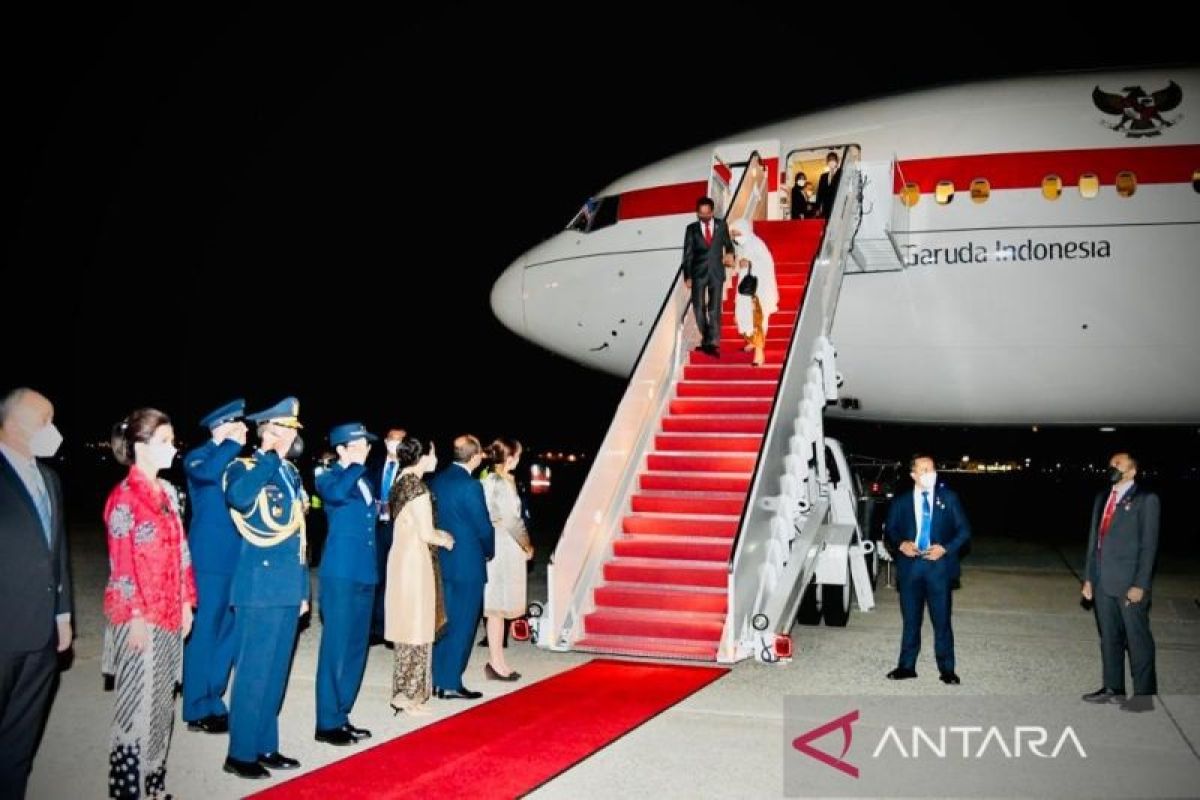Presiden Jokowi dan rombongan tiba di Washington D.C.