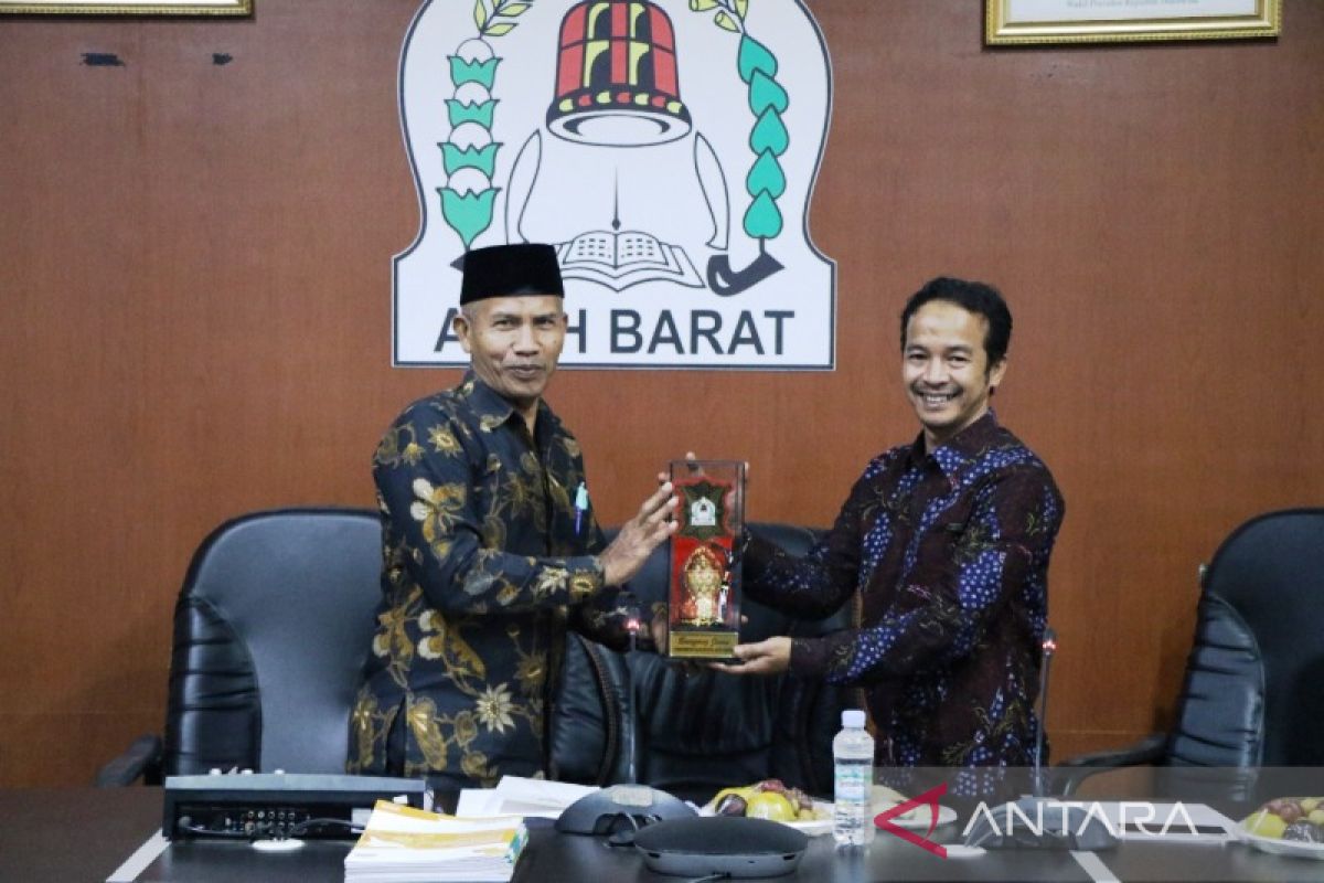 KOMPAK akhiri program pendampingan masyarakat di Aceh Barat, begini kata sekda