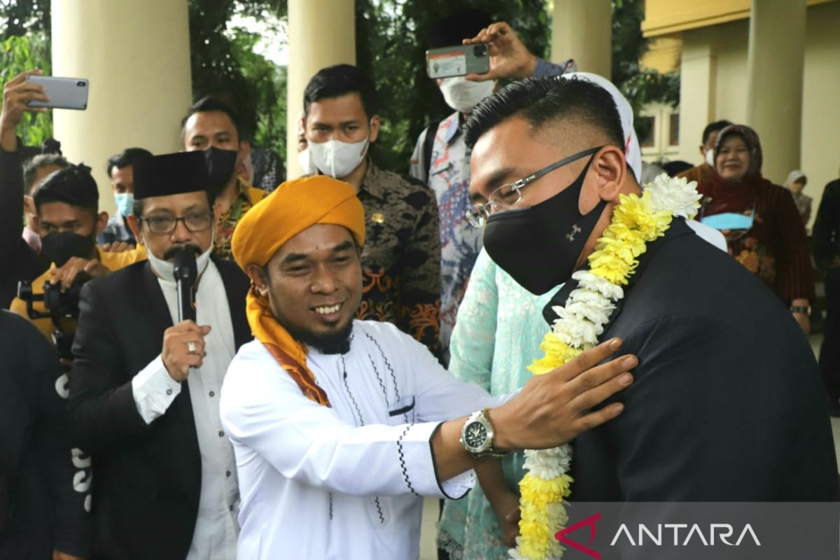 Ulama hingga Jawara 'Melepas' Andika dari Jabatan Wagub Banten