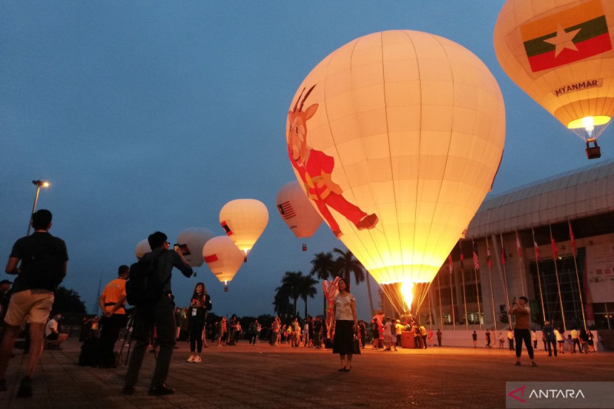 Balon udara SEA Games jadi daya tarik spot foto