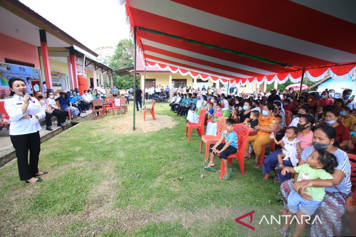 Bupati Landak ajak masyarakat untuk cegah pernikahan dini