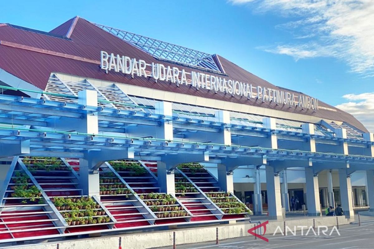 Penumpang mudik Lebaran 2022 di Bandara Ambon turun enam persen