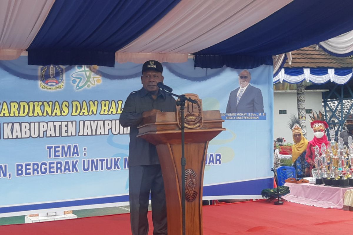 Bupati Jayapura: Dunia pendidikan jangan kaku membangun SDM Papua