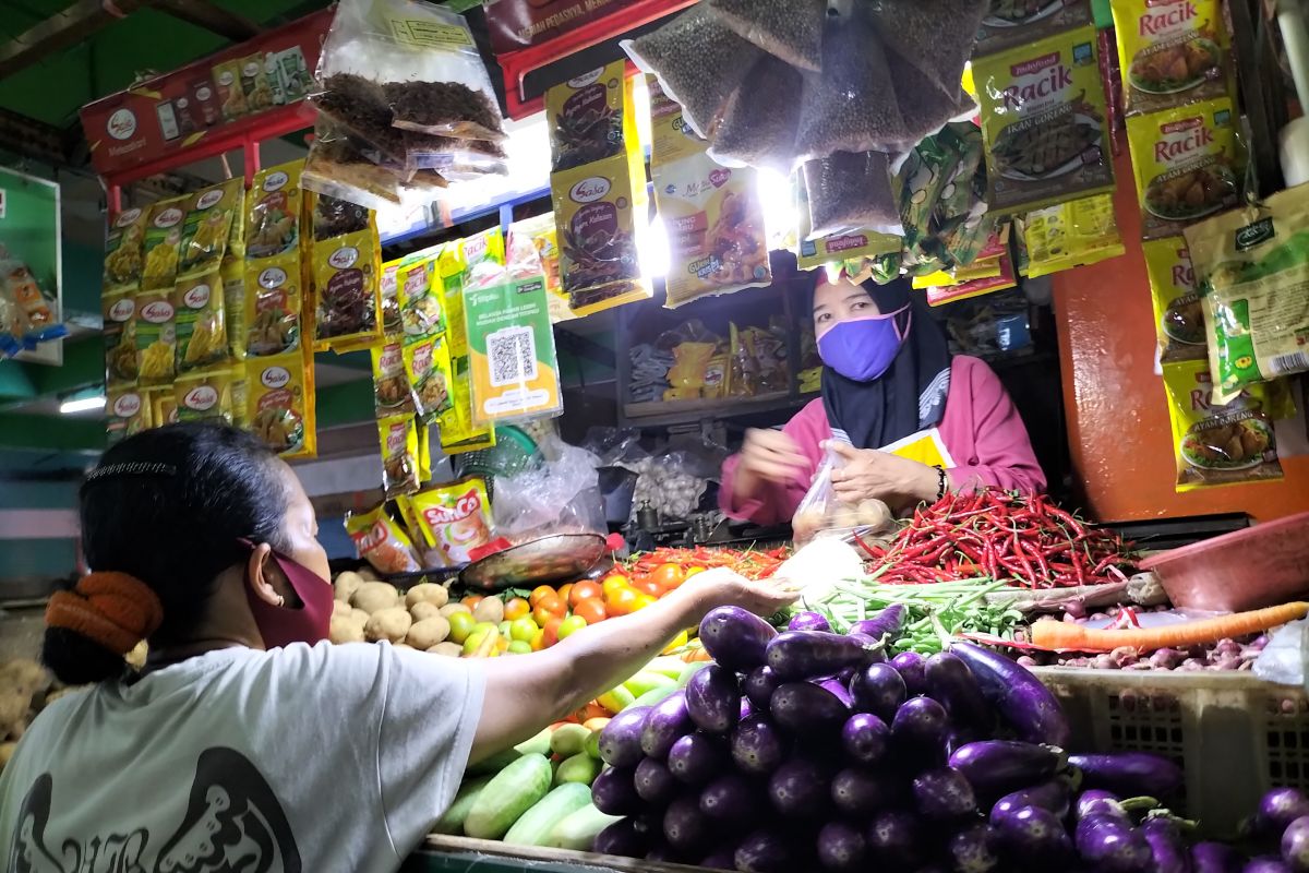 Pedagang Pasar Slipi akui harga beberapa bahan pokok naik usai Lebaran