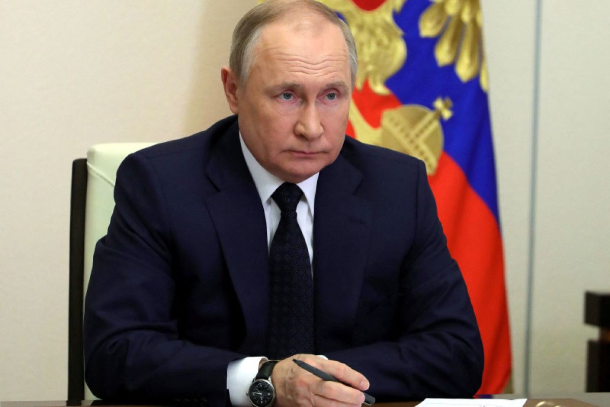 Vladimir Putin sebut barat memicu krisis ekonomi global