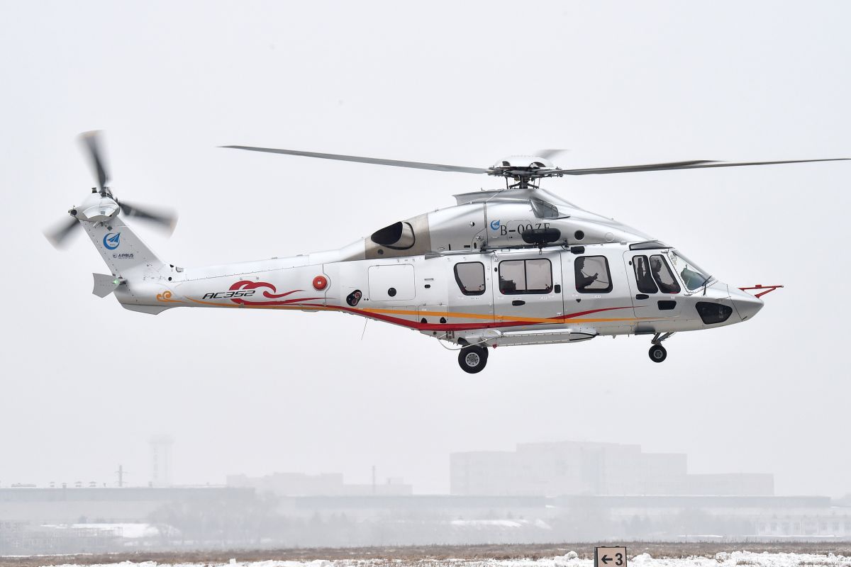 Helikopter AC352 China tuntaskan uji terbang sertifikasi kelaikan udara