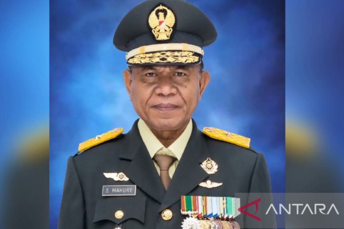 Kasdam XVI/Pattimura Brigjen TNI Stepanus Mahury meninggal dunia akibat gagal jantung