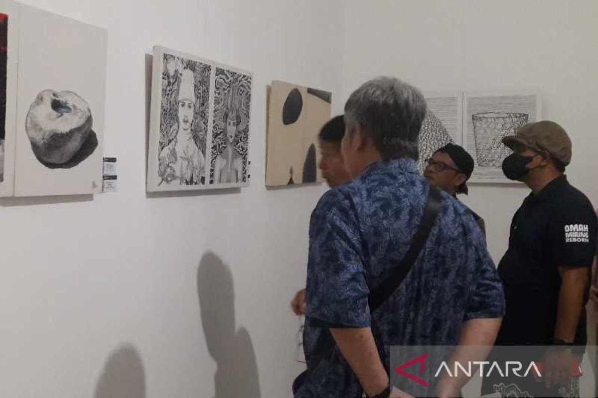 Pameran lukisan warnai Hari Menggambar Nasional 2022 di Magelang