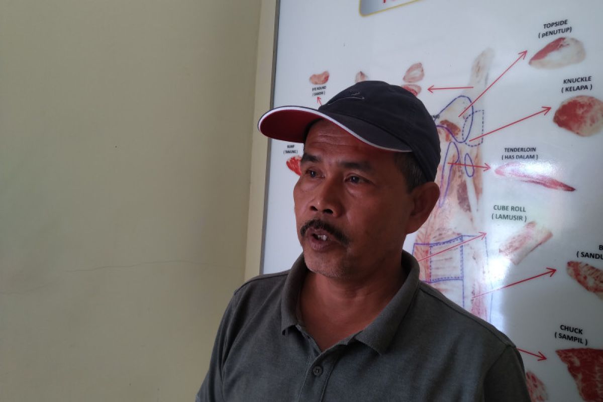 Peternak di Payakumbuh diminta melapor ke Dinas Pertanian jika ternaknya terindikasi PMK