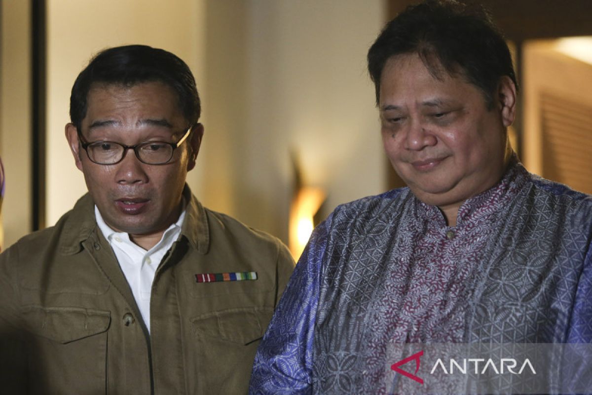 Kang Emil umumkan masuk Partai Golkar