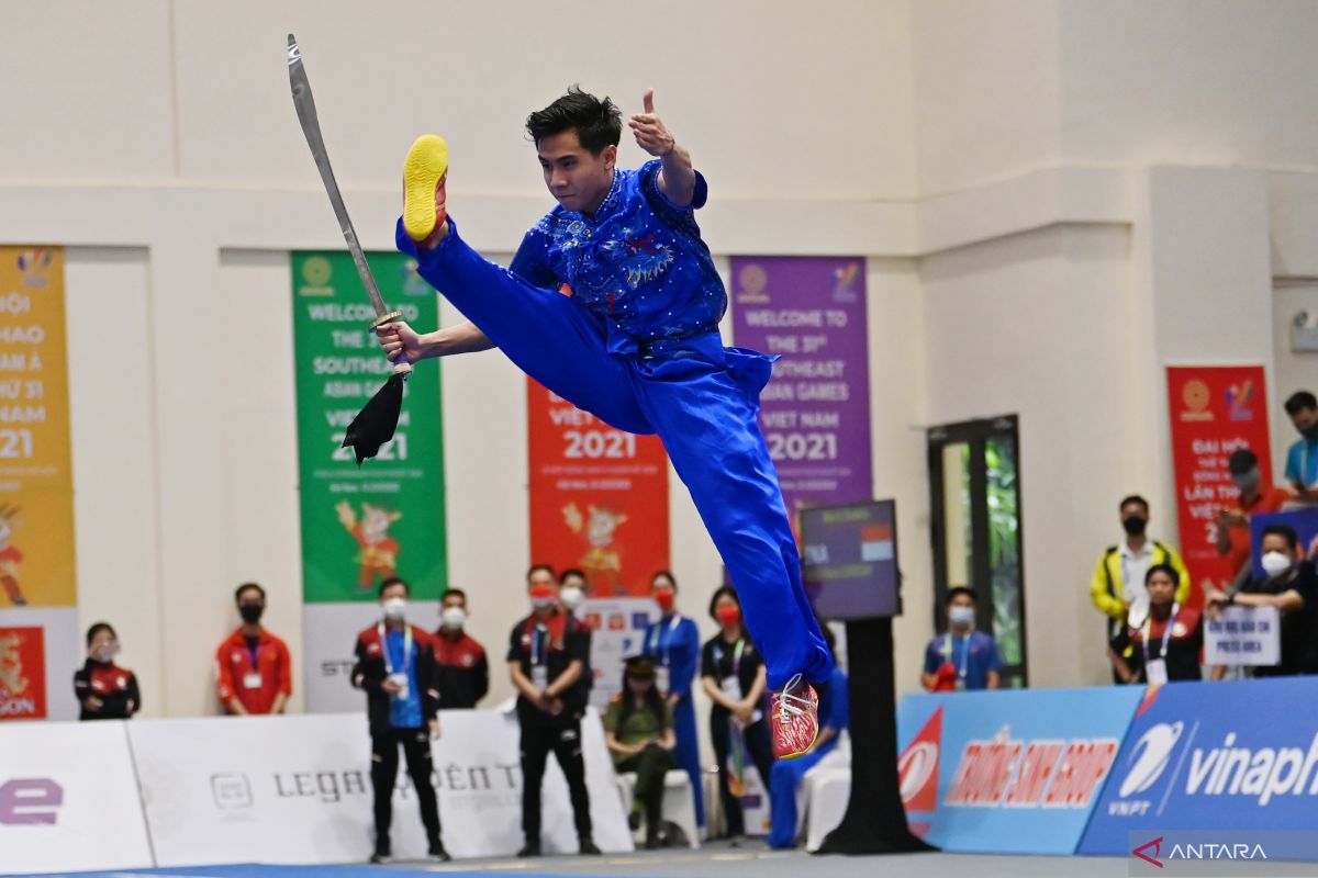 Atlet muda wushu Seraf Naro Siregar yang bersinar di SEA Games Vietnam