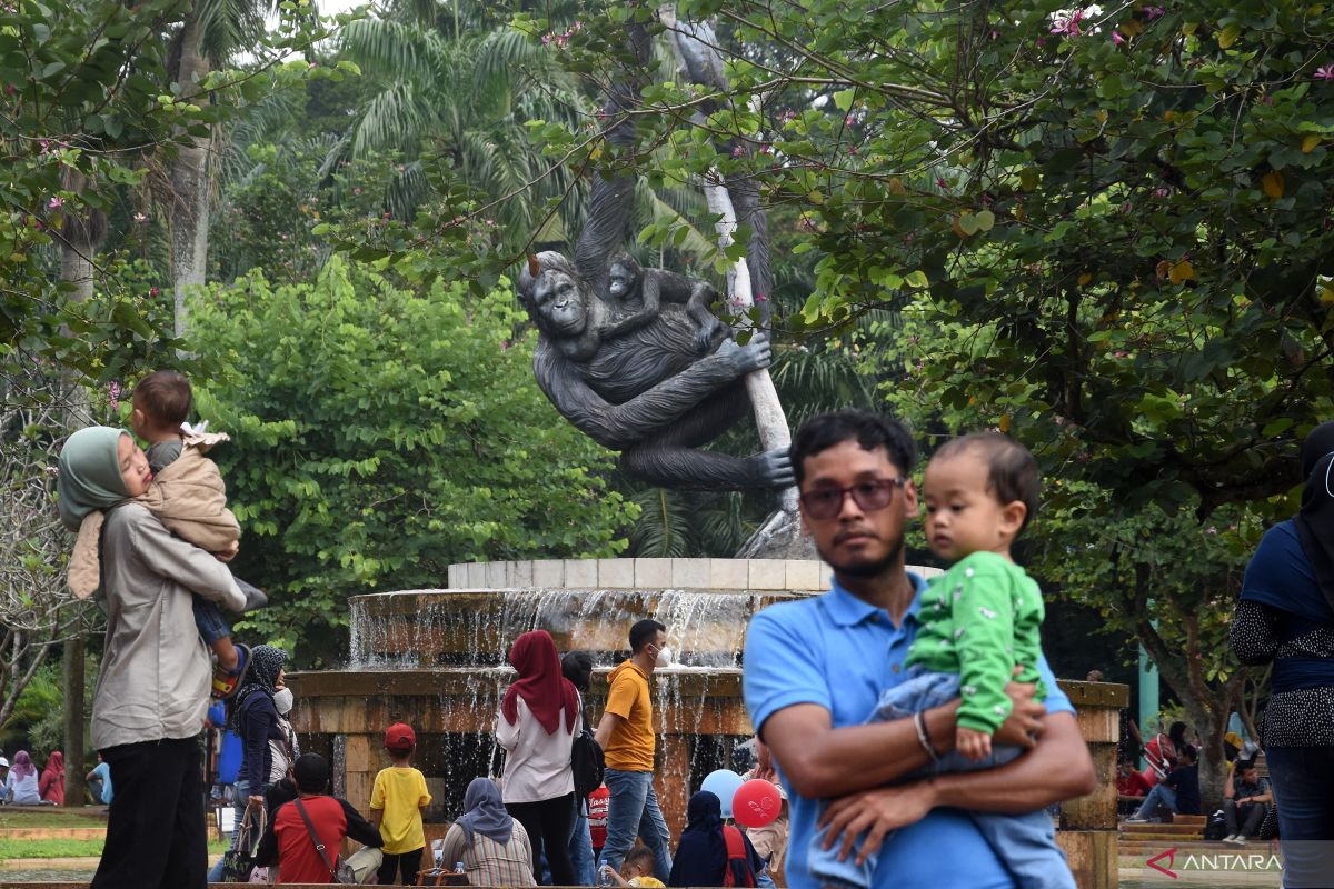 Ramai, pengunjung Ragunan capai 31.206 orang