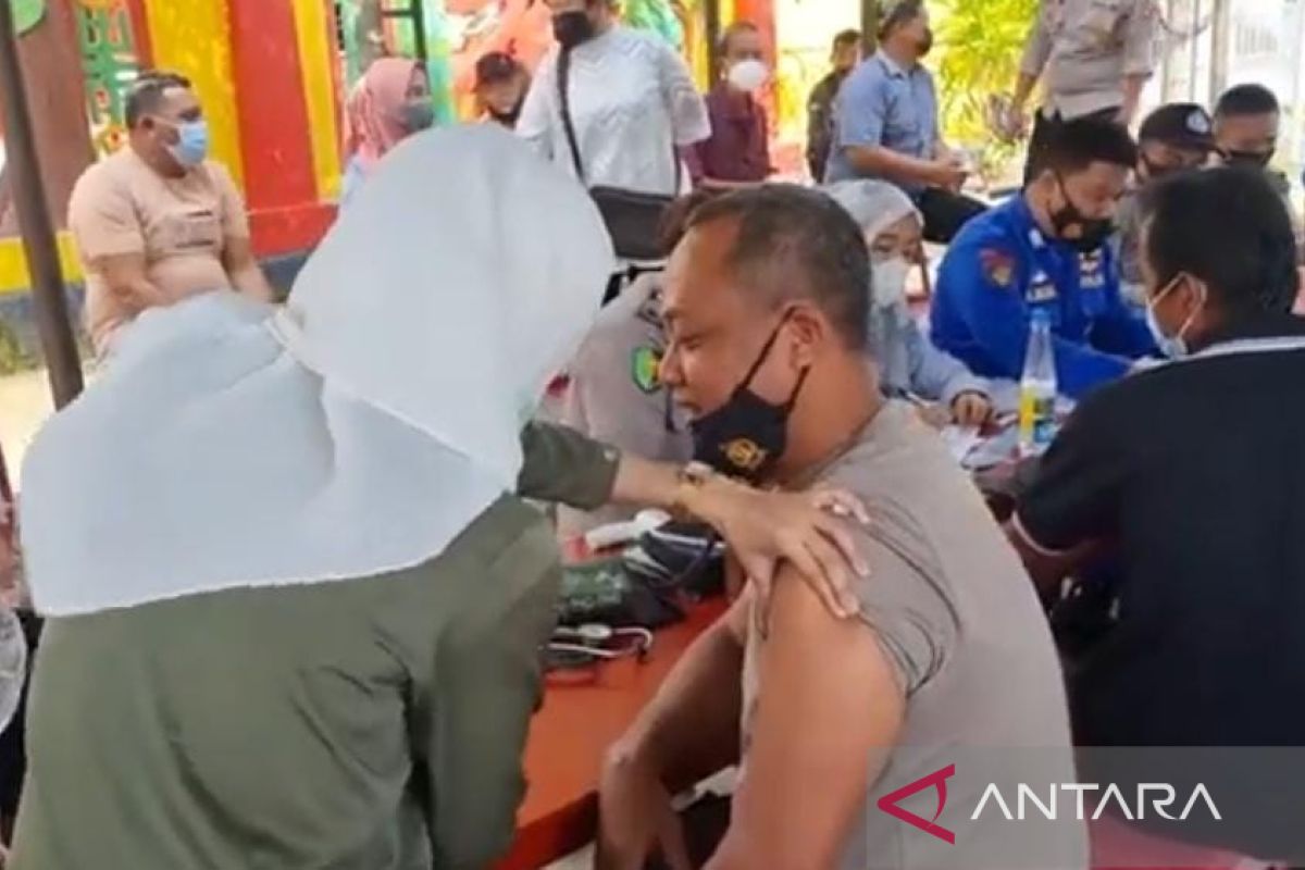 Polres Bangka Barat bantu percepatan cakupan vaksinasi COVID-19