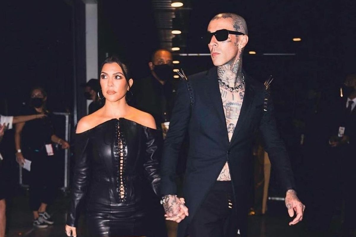 Kourtney Kardashian dan Travis Barker resmi menikah