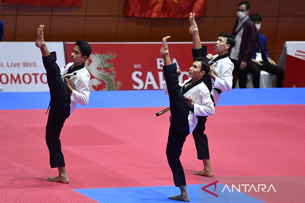 SEA Games 2025 - Taekwondo petik emas lewat men's recognized poomsae team