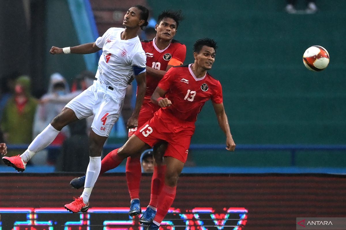 Terkena akumulasi kartu, Asnawi absen bela timnas di semifinal lawan Thailand