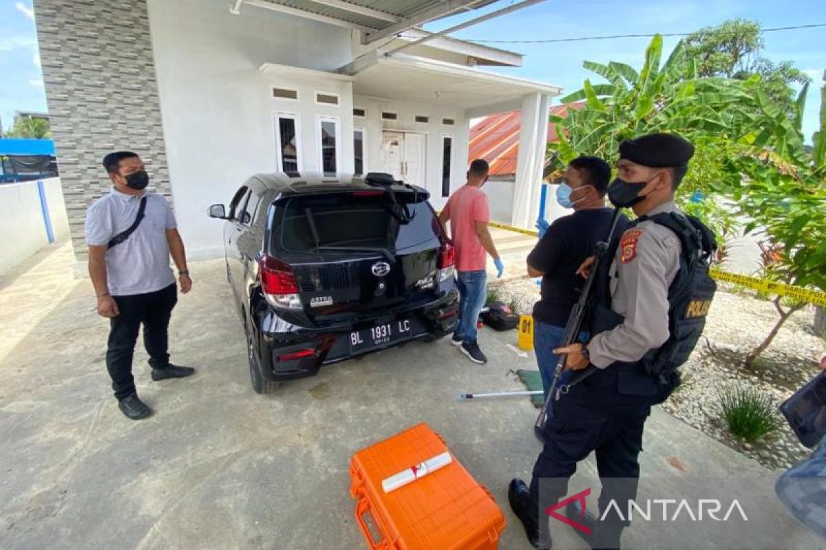 Kasus pelemparan bom molotov di rumah Ustadz Abdullah Akib, ini bukti yang ditemukan polisi