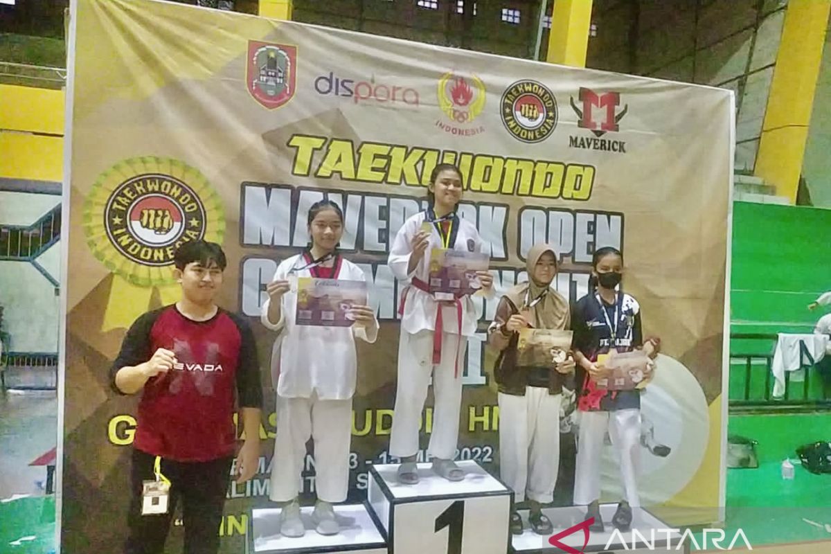 Tim Taekwondo Balangan borong medali pada kejuaraan provinsi