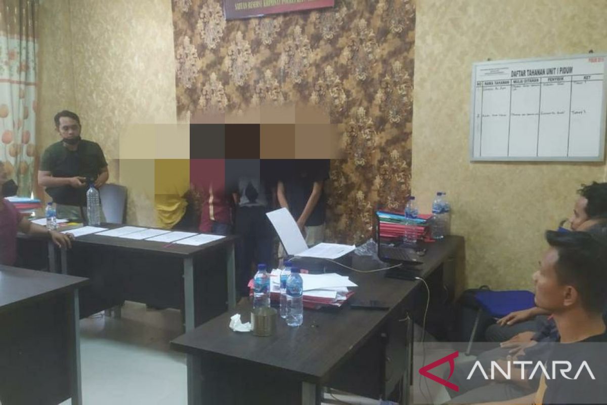 Nekat mencuri hingga membobol kotak infak, empat pelajar di Selatpanjang diciduk polisi