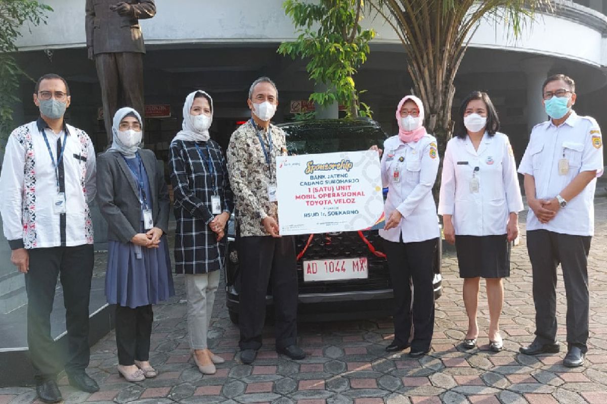 Bank Jateng serahkan bantuan mobil operasional kepada RSUD Ir Soekarno Sukoharjo