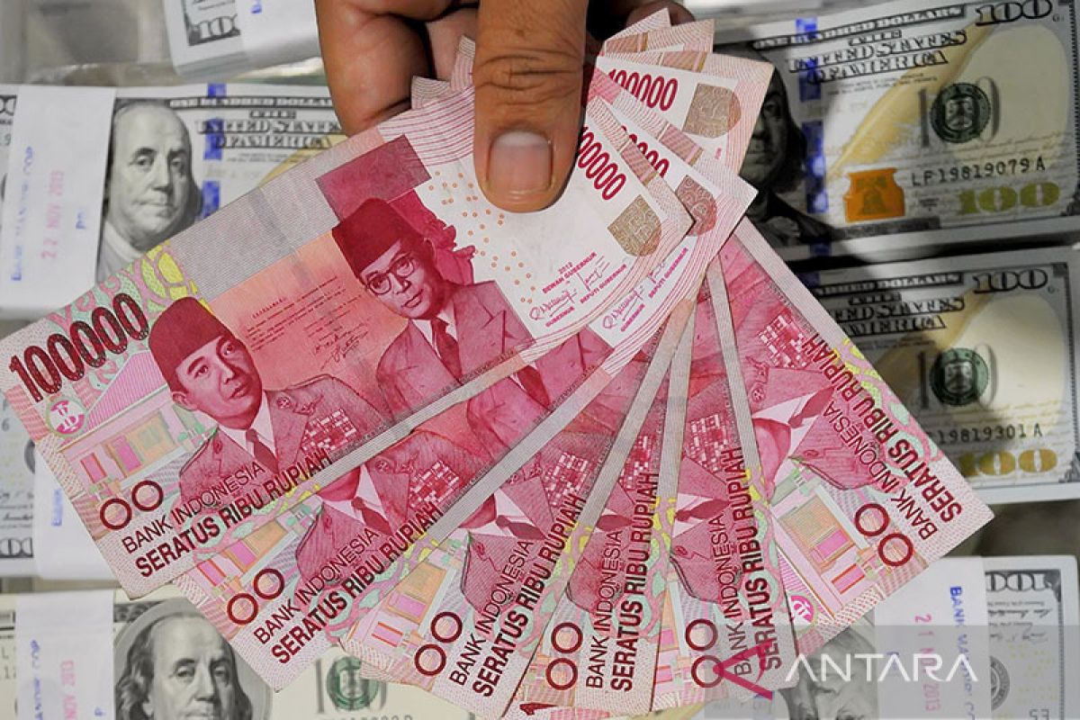 Rupiah diperkirakan stabil di tengah optimisme perekonomian Indonesia