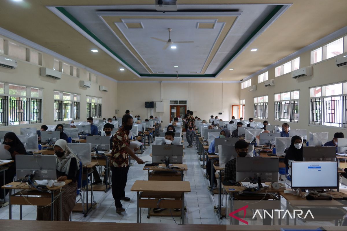 Tidak hadir, 58 peserta UTBK SBMPTN 2022 di Unej dinyatakan gugur