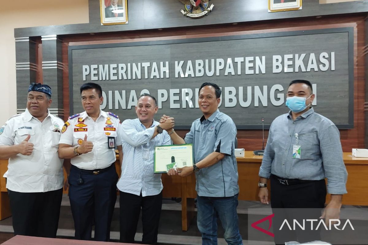 BPJAMSOSTEK Cikarang bersama Dishub lindungi naker transportasi