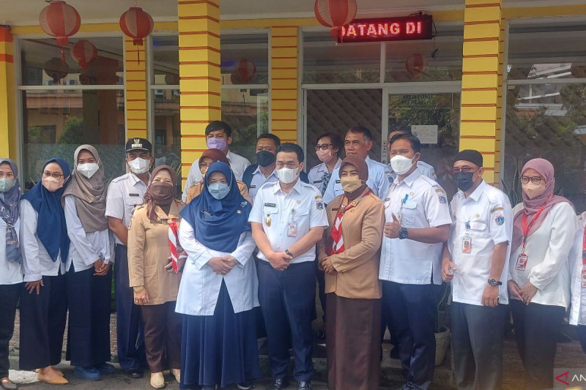 Public should maintain hygiene as mask rule eased: Deputy governor