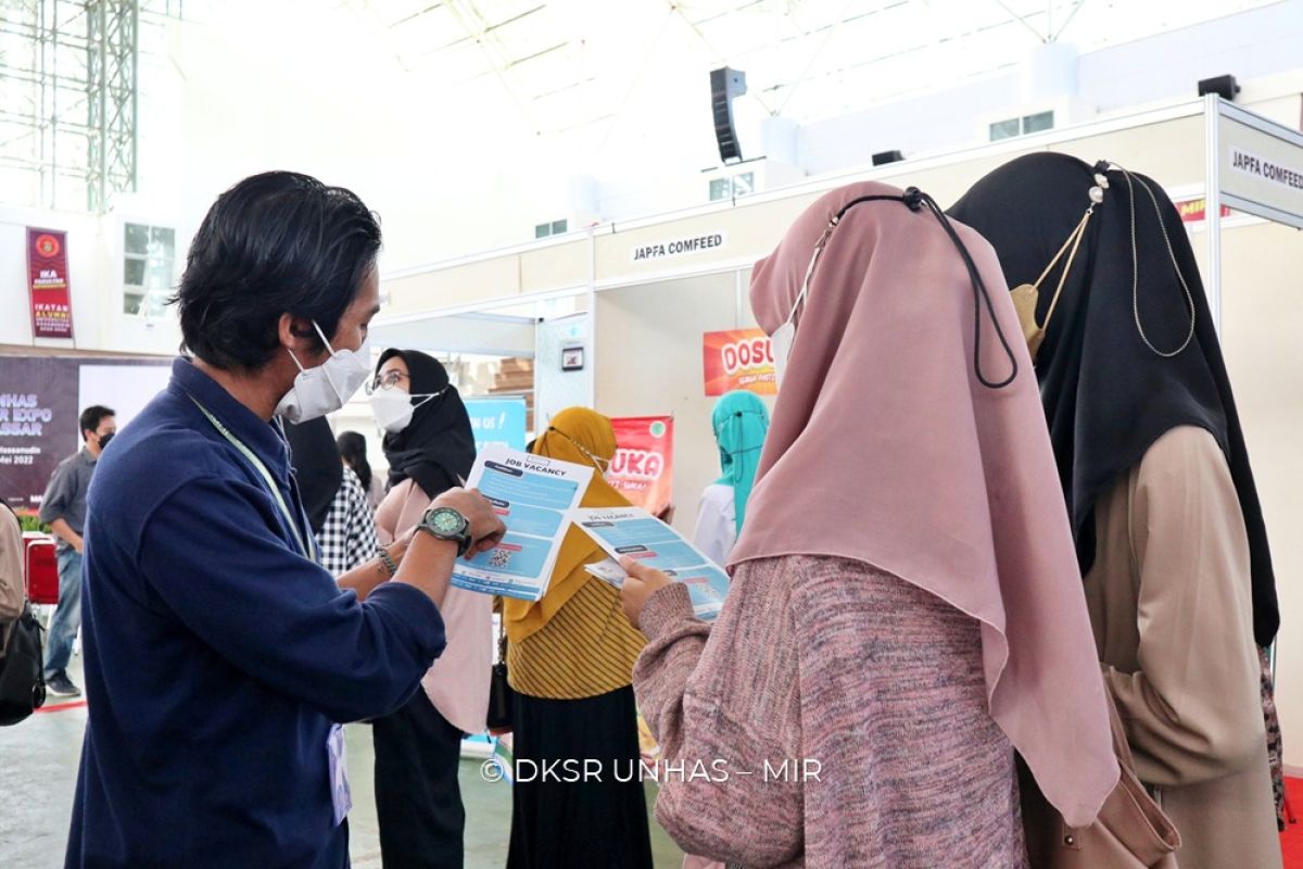 29 BUMN dan perusahaan swasta ikuti "Unhas Career Expo"