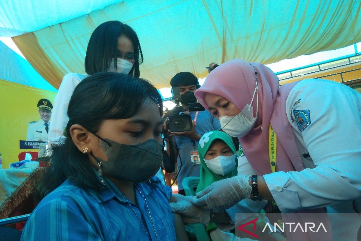 Provinsi Sulawesi Tenggara canangkan bulan imunisasi anak nasional