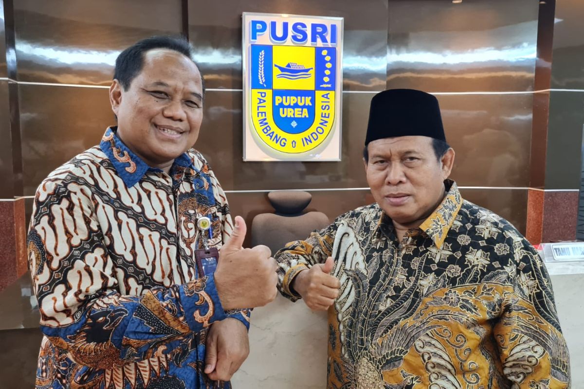 Amiruddin Nahrawi dikukuhkan  sebagai Komisaris Independen Pusri