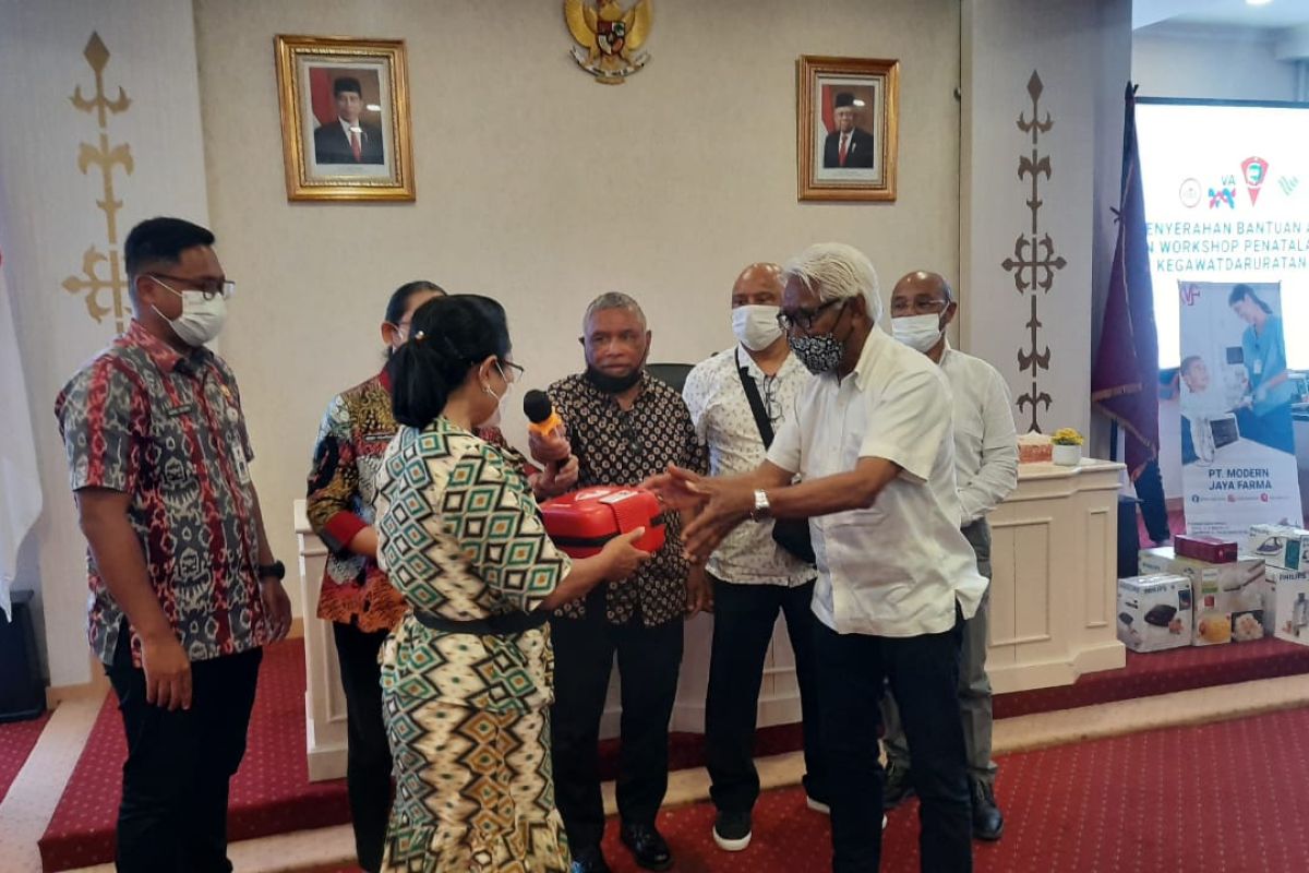 Yayasan SSVA bantu alat medis analisa irama jantung ke Pemkot Ambon, disalurkan ke Puskesmas