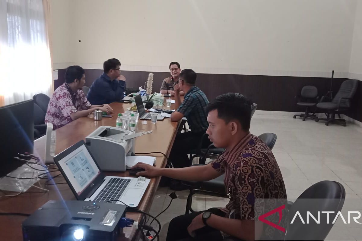 Disperindag OKU Timur dorong pelaku industri sampaikan data via SIINAS