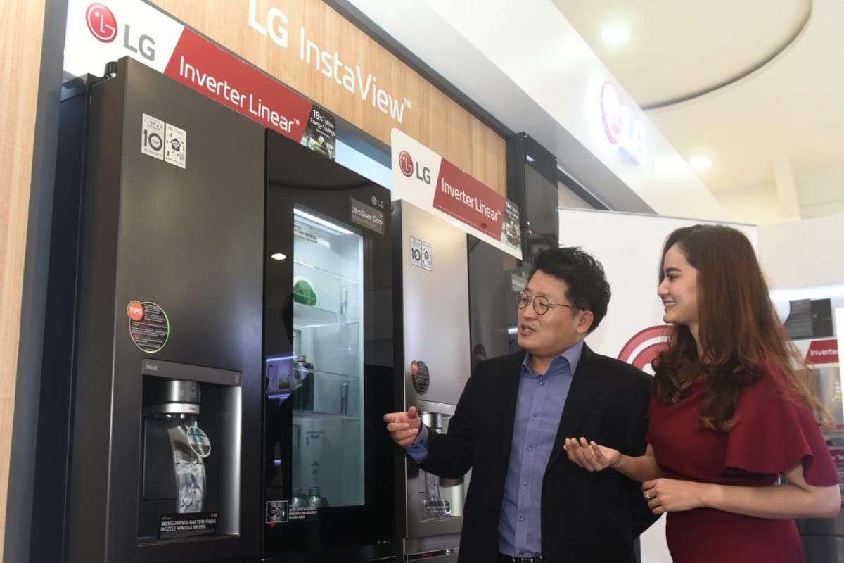 LG Indonesia bidik segmen premium untuk lemari es terbarunya