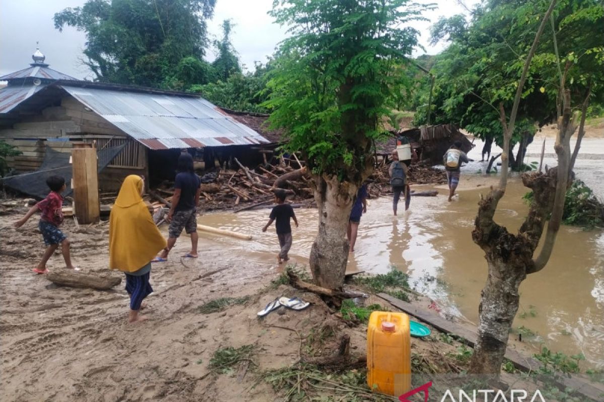 BPBD: Ratusan kepala keluarga terdampak banjir Parigi butuh logistik