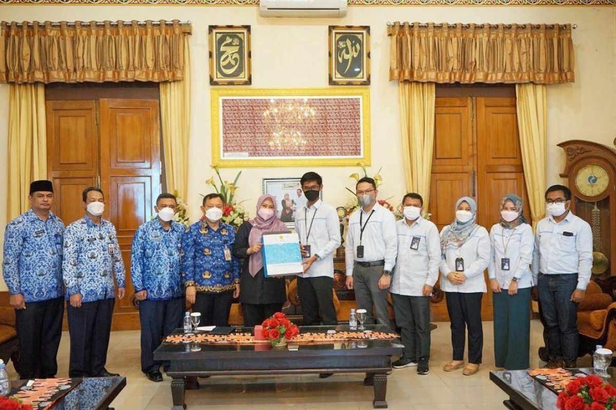Tingkatkan Sinergi dengan Bupati Pandeglang, PLN UP3 Banten Selatan Gencar Kampanyekan 