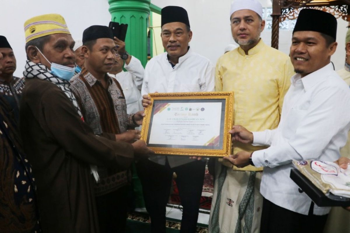 Wagub Sumut dan Wali Kota Tebing Tinggi Safari Subuh Di Masjid An Namira