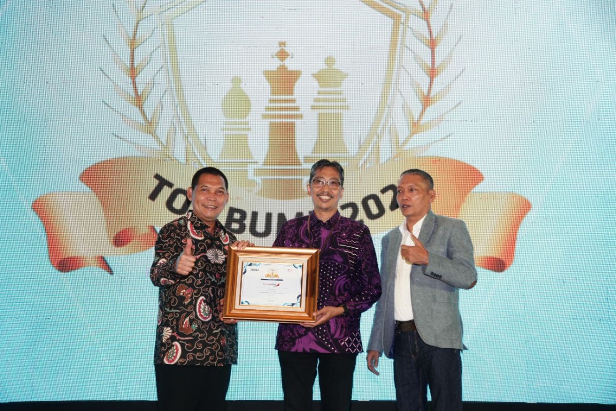 Bank Jatim raih predikat BPD terbaik 2022