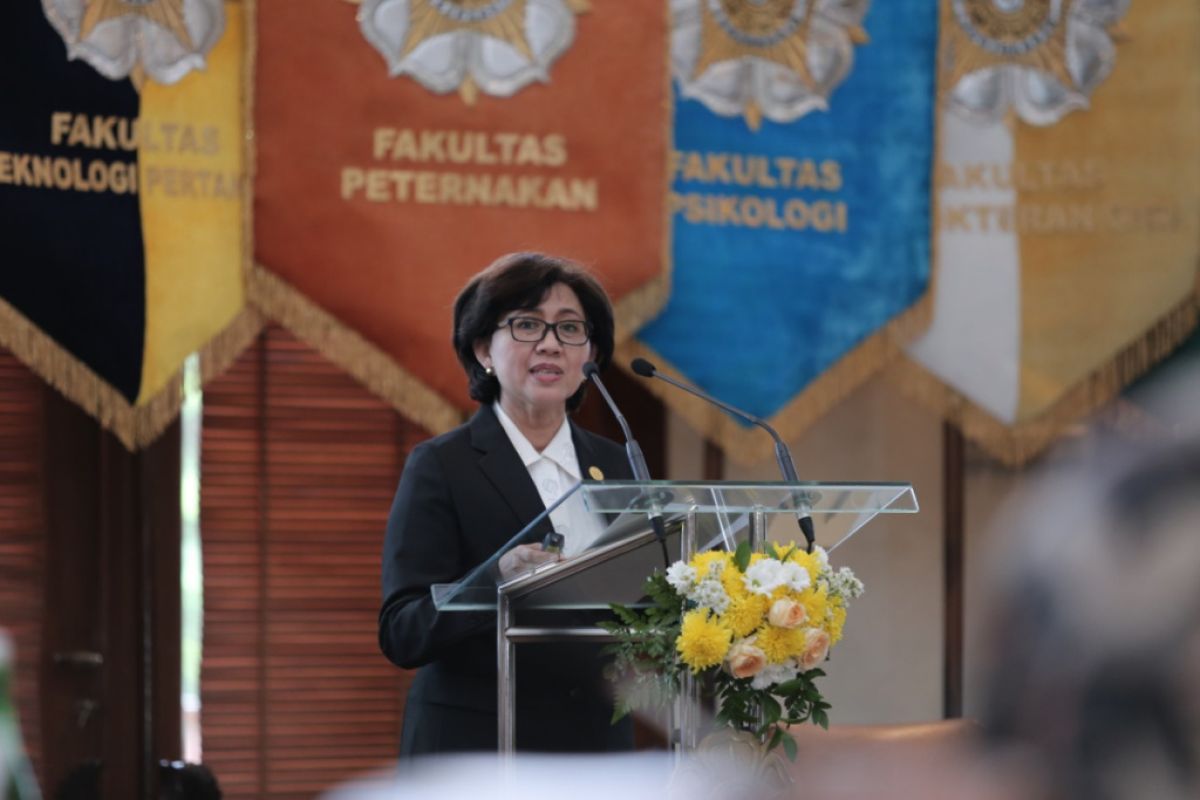 Ova Emilia terpilih sebagai Rektor UGM periode 2022-2027