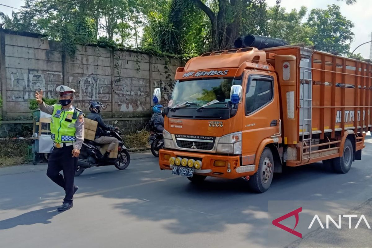 Polres Sukabumi Kota perketat masuknya hewan ternak dari luar daerah cegah PMK