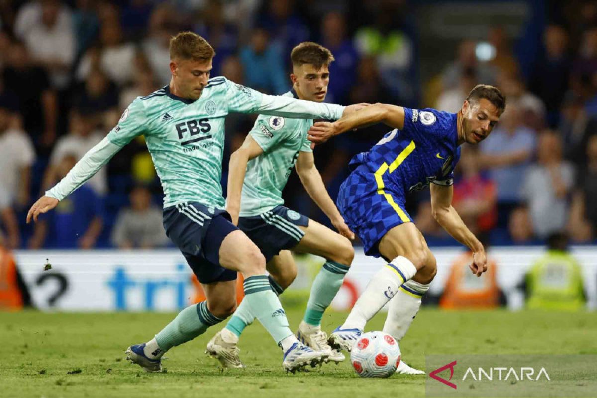 Barcelona kembal bidik dua pemain Chelsea usai dapatkan Jules Kounde