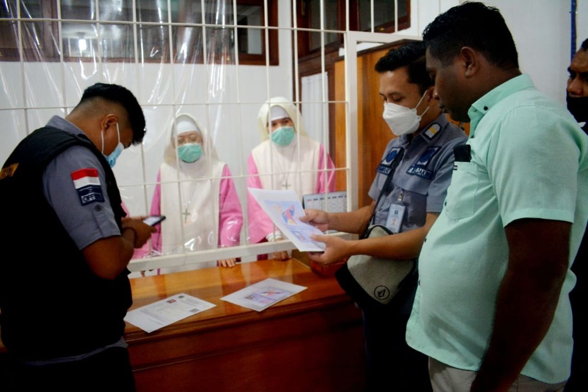 Imigrasi Labuan Bajo gelar operasi gabungan awasi orang asing di Manggarai