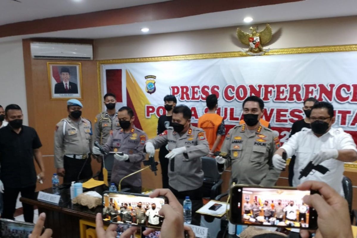 Polda Sulawesi Utara ungkap penyelundupan sejumlah senjata api ilegal