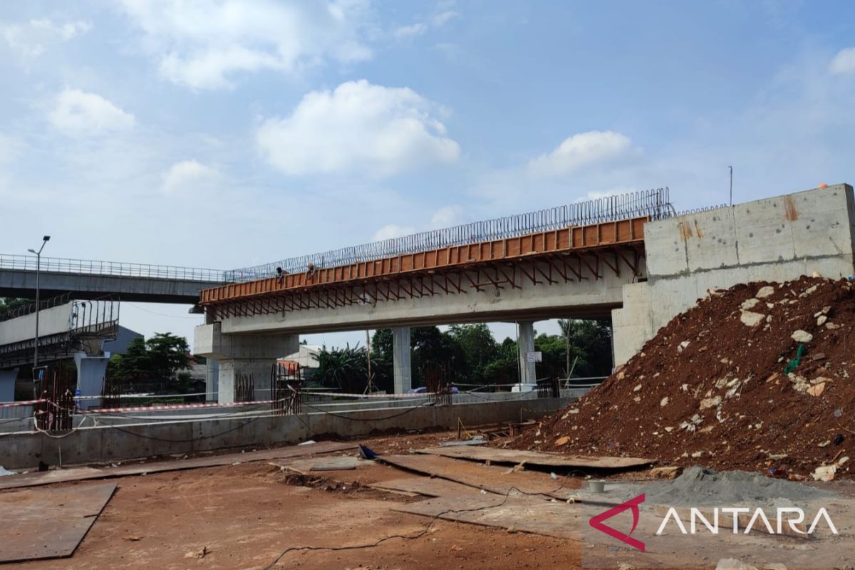 Jasa Marga rekayasa lalin Tol Japek antisipasi dampak pengangkatan girder jembatan