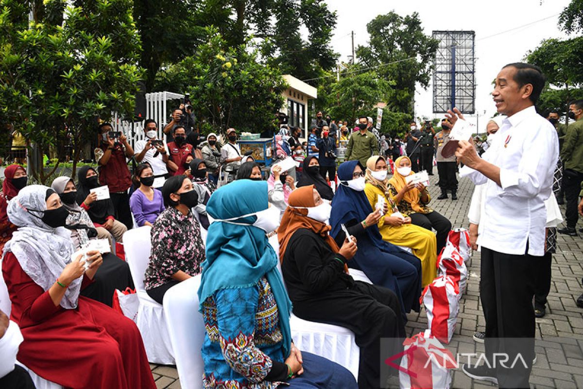 Presiden Jokowi sebut urusan minyak goreng bukan persoalan mudah