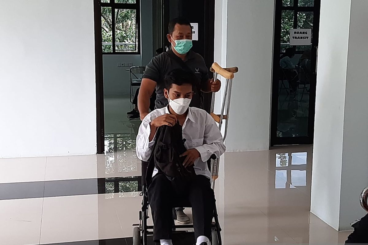 Perjuangan Dedy ikut UTBK SBMPTN di Unej meski otot ACL-nya robek