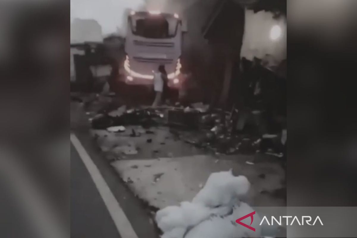 Kecelakaan bus terjadi di Ciamis sebabkan tiga orang tewas