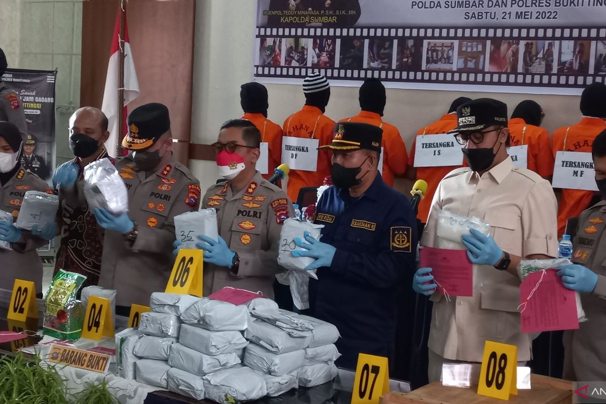 Bukittinggi police seize 41.4 kg drugs in largest drug haul