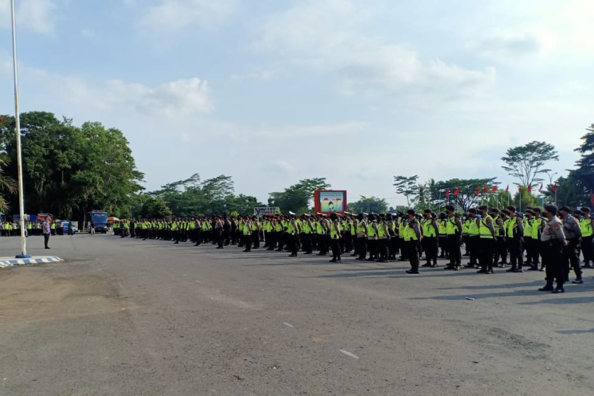 Ribuan personel gabungan amankan laga uji coba Arema FC-PSIS